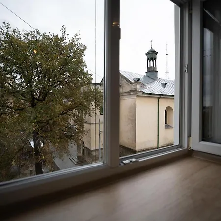 On Krakivska 34 Apartment *